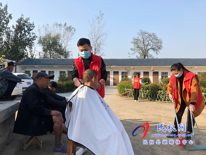 白云寺鎮(zhèn)：愛(ài)心義舉 情暖重陽(yáng)