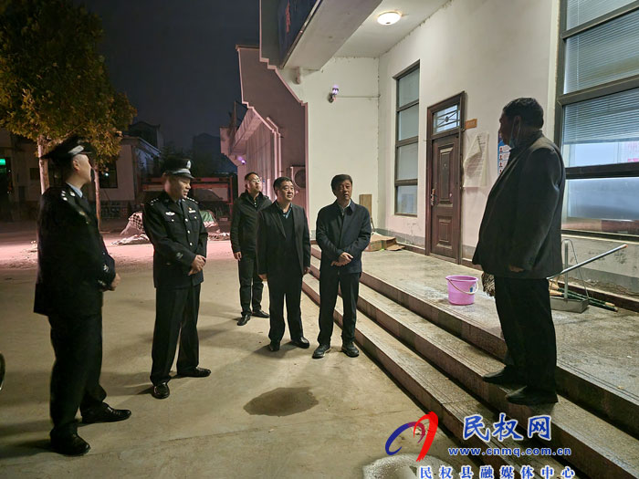 縣委常委、政法委書記陳鴻志督導(dǎo)檢查大走訪、大巡防和安全信訪穩(wěn)定工作