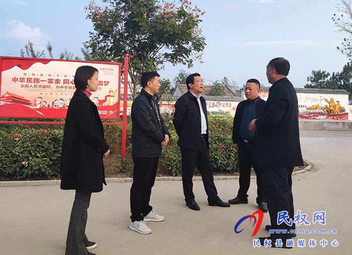 縣委常委、統(tǒng)戰(zhàn)部長李君到伯黨鄉(xiāng)調(diào)研民族宗教工作