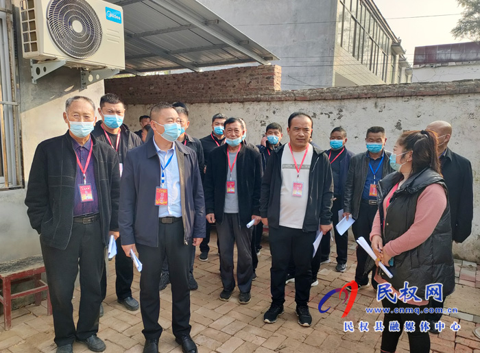 花園鄉(xiāng)：人大主席團開展衛(wèi)生評比助力文明城創(chuàng)建