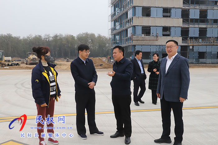 鄭州亞柏智能科技有限公司首席專家胡延霖到民權(quán)通航機場考察