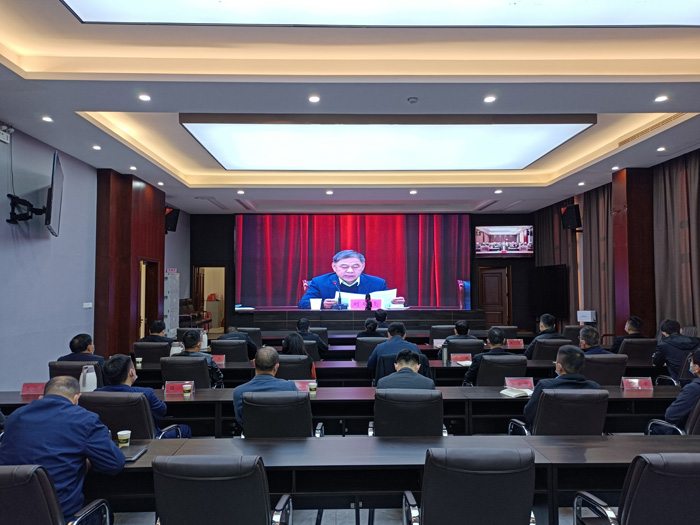 全市“萬(wàn)企興萬(wàn)村”行動(dòng)啟動(dòng)大會(huì)暨民營(yíng)經(jīng)濟(jì)“強(qiáng)信心、挖潛力、促增長(zhǎng)”活動(dòng)推進(jìn)會(huì)召開(kāi)