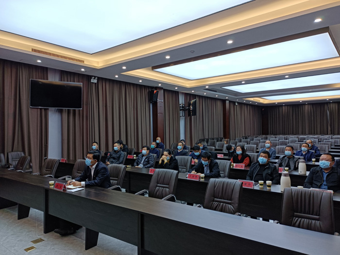 全市“萬(wàn)企興萬(wàn)村”行動(dòng)啟動(dòng)大會(huì)暨民營(yíng)經(jīng)濟(jì)“強(qiáng)信心、挖潛力、促增長(zhǎng)”活動(dòng)推進(jìn)會(huì)召開(kāi)