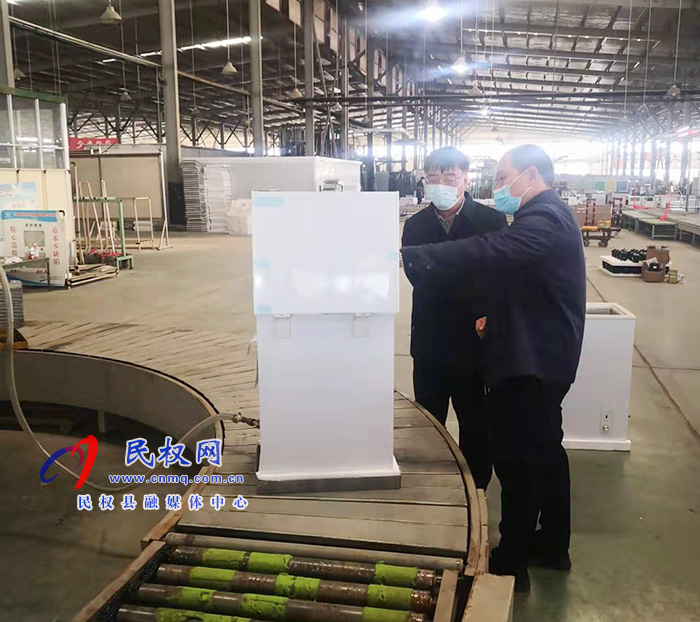 縣政協(xié)副主席張啟付到聯(lián)系企業(yè)開展 “萬人助萬企”活動