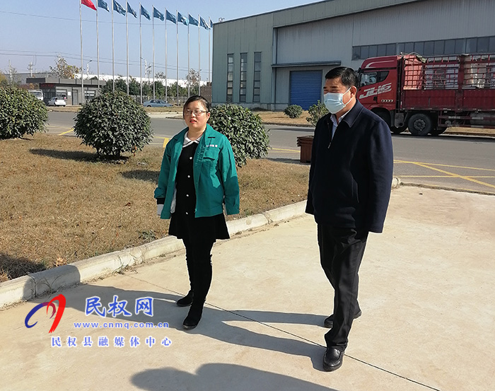 縣政協(xié)副主席王玉軍到聯(lián)系企業(yè)開展 “萬人助萬企”活動