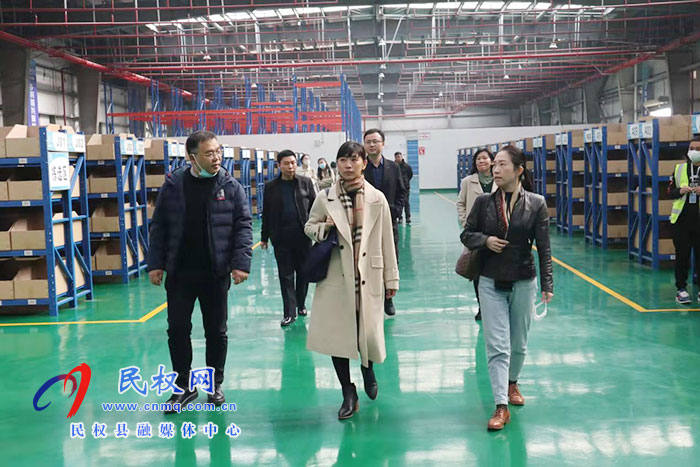 縣領(lǐng)導(dǎo)于茜會(huì)見上海韻達(dá)貨運(yùn)有限公司國際部負(fù)責(zé)人顧毅一行