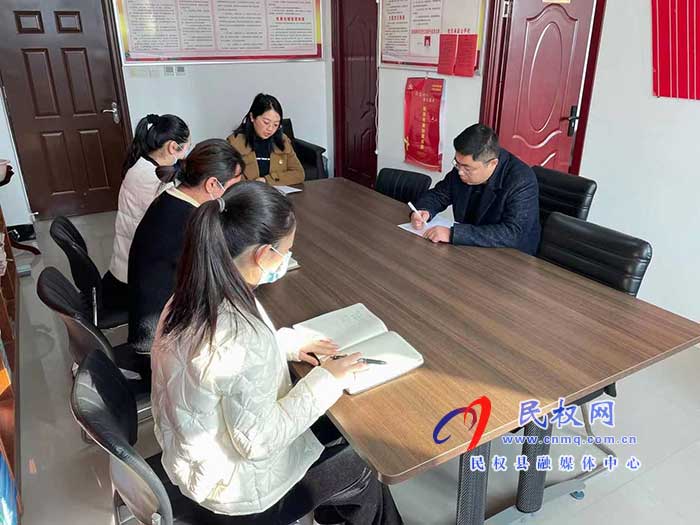 民權(quán)縣團(tuán)委召開(kāi)疫情防控會(huì)議