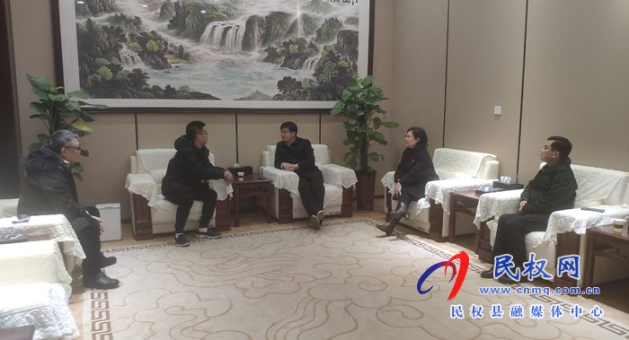 縣領(lǐng)導(dǎo)張團(tuán)結(jié)、王靜嫻會見來民客商
