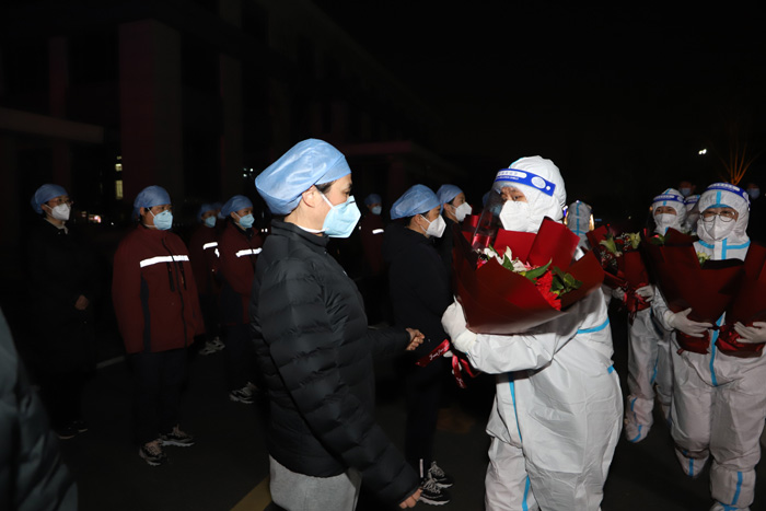 不負使命！民權(quán)支援鄭州核酸檢測采樣隊凱旋