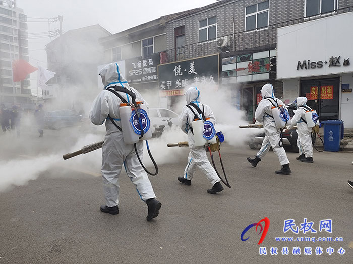 民權(quán)縣工商聯(lián)組織愛心企業(yè)慰問縣藍天救援隊