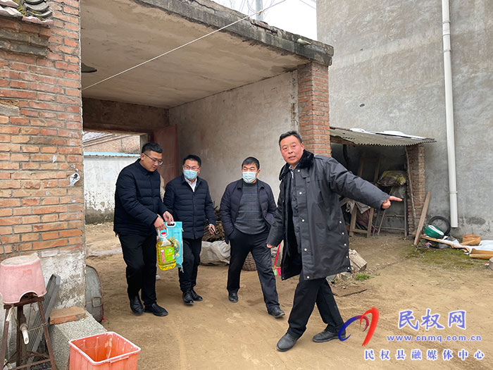 民權縣農業(yè)農村局深入幫扶村開展 “迎新春、送溫暖”走訪慰問活動