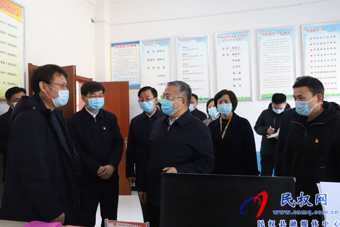 市委書記李國勝蒞民調(diào)研文化產(chǎn)業(yè)發(fā)展和慰問駐村工作隊員