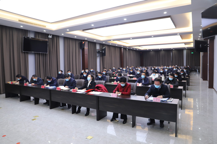 我縣組織收聽(tīng)收看省委農(nóng)村工作會(huì)議