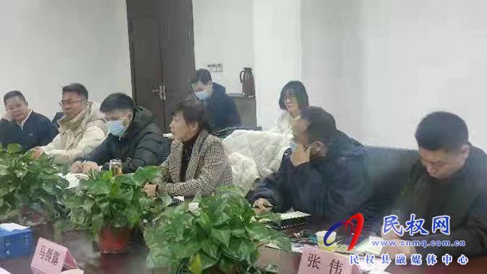 縣委常委、副縣長于茜赴河南中原鐵路物流有限公司洽談項目