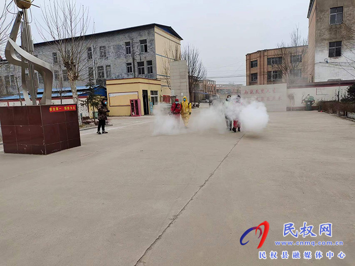 斑馬救援隊助力白云小學一塵不染迎開學