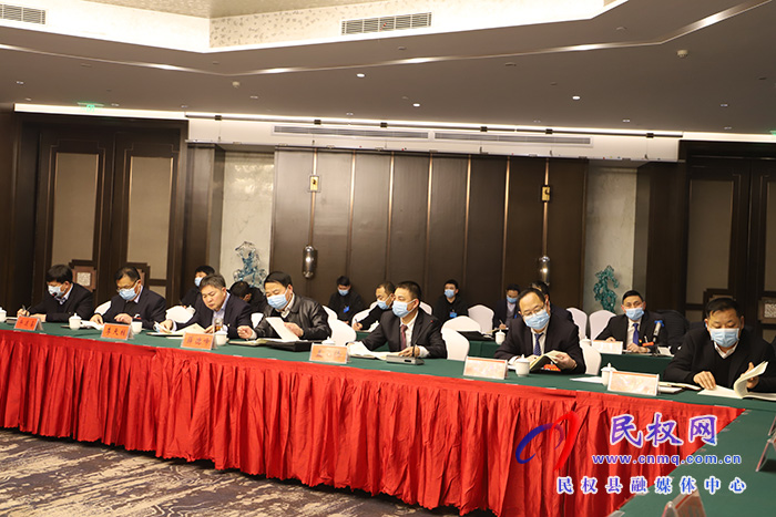 民權(quán)縣代表團認真審議討論市政府工作報告等報告