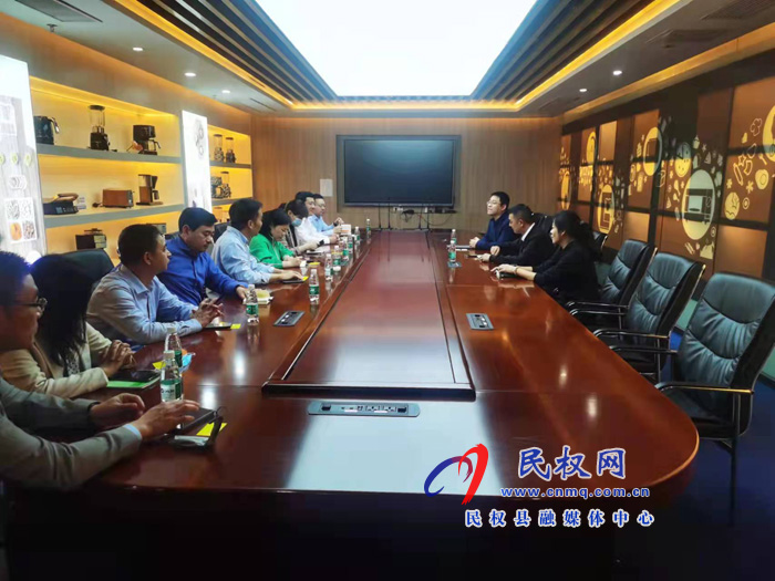 縣委副書記、縣長(zhǎng)王靜嫻帶隊(duì)到廣東新寶電器股份有限公司考察