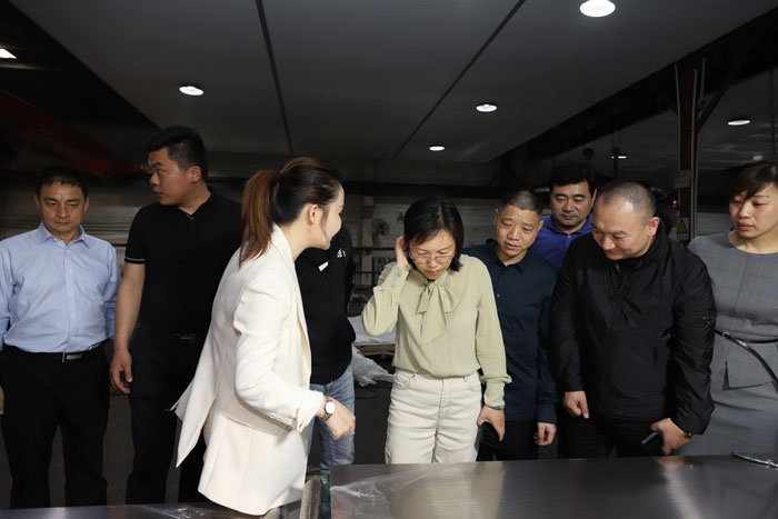 縣委副書記、縣長王靜嫻帶隊到廣東省佛山市不銹鋼產(chǎn)業(yè)園招商考察