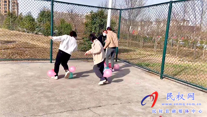 縣12345熱線舉辦“三八”國際婦女節(jié)趣味活動(dòng)