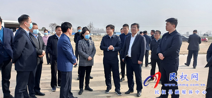 縣委書記張團結(jié)調(diào)研重點項目建設(shè)工作