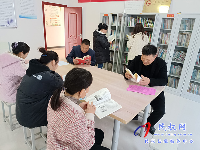 綠洲街道辦事處舉行“學雷鋒”主題農家書屋閱讀活動
