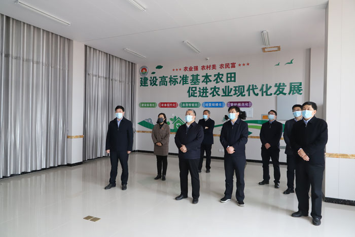 市委書記李國(guó)勝蒞民調(diào)研疫情防控、產(chǎn)業(yè)發(fā)展和“三農(nóng)”工作