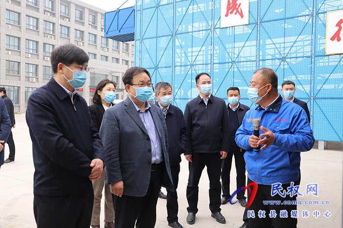 市委常委、常務(wù)副市長張家明到民調(diào)研“三個一批”、疫情防控等工作