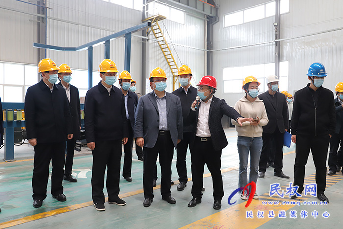 市委常委、常務(wù)副市長張家明到民調(diào)研“三個一批”、疫情防控等工作