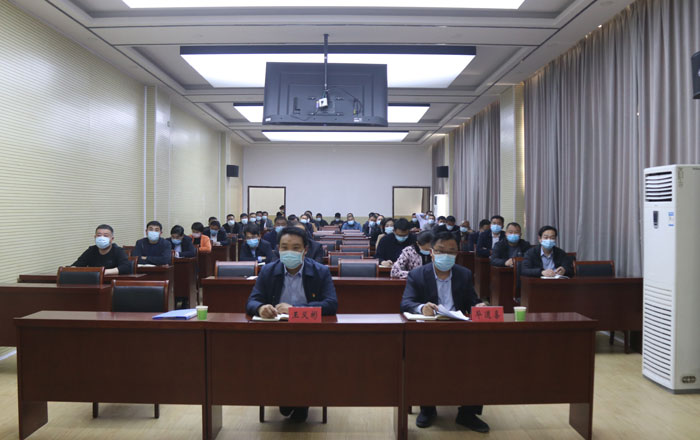 我縣組織收聽收看全市疫情防控教育專班第一次視頻調(diào)度會(huì)議