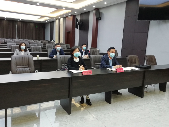我縣組織收聽(tīng)收看省、市文明城市創(chuàng)建工作推進(jìn)會(huì)