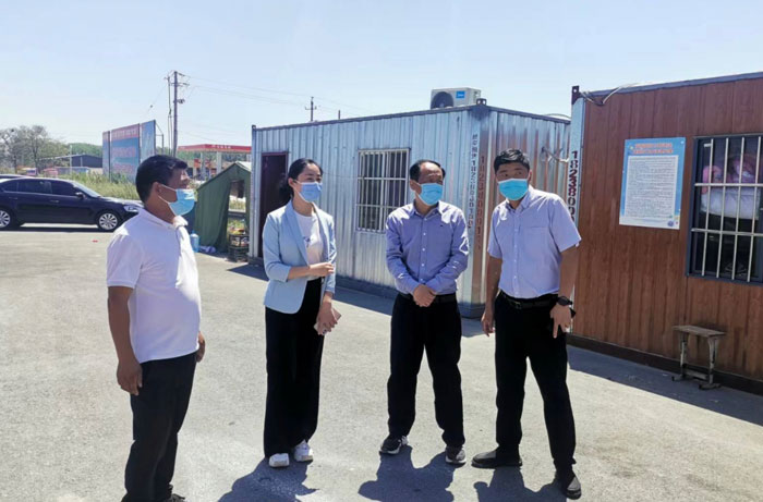 縣總工會主席瞿志君到白云寺鎮(zhèn)督導疫情防控工作