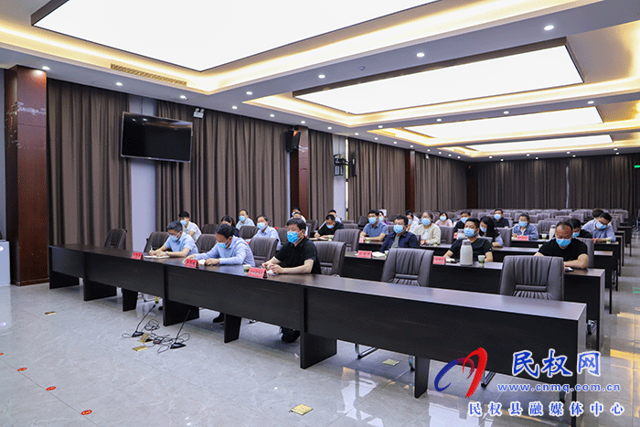 我縣組織收聽收看全省小麥“一噴三防”暨抗旱工作視頻會(huì)議