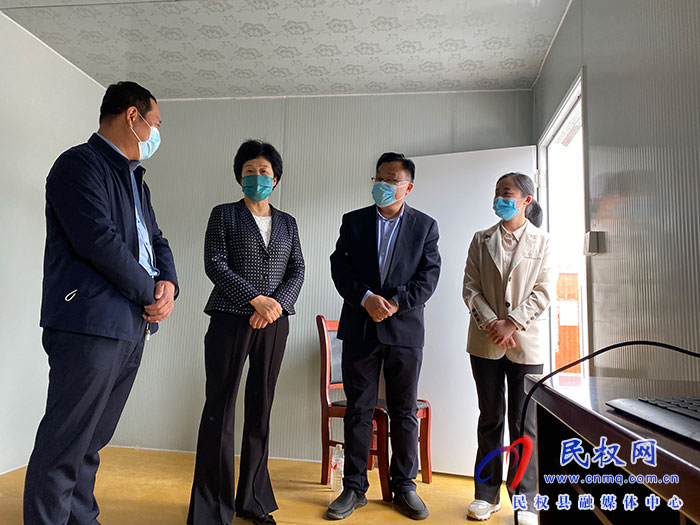 縣人大主任周燕，縣委常委、宣傳部長(zhǎng)、副縣長(zhǎng)畢道喜調(diào)研疫情防控工作