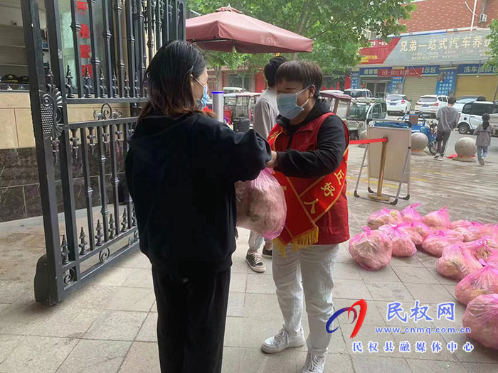 中國(guó)好人唐志發(fā)用愛(ài)心行動(dòng)助力民權(quán)疫情防控