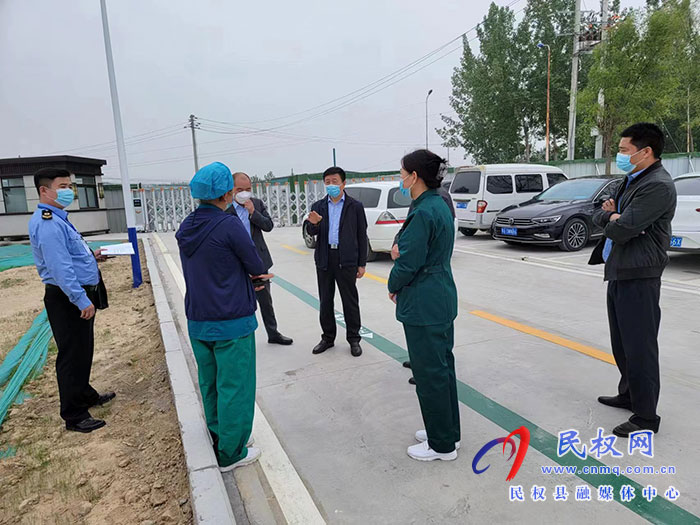 縣委常委、政法委書記陳鴻志督導(dǎo)集中隔離場所疫情防控工作