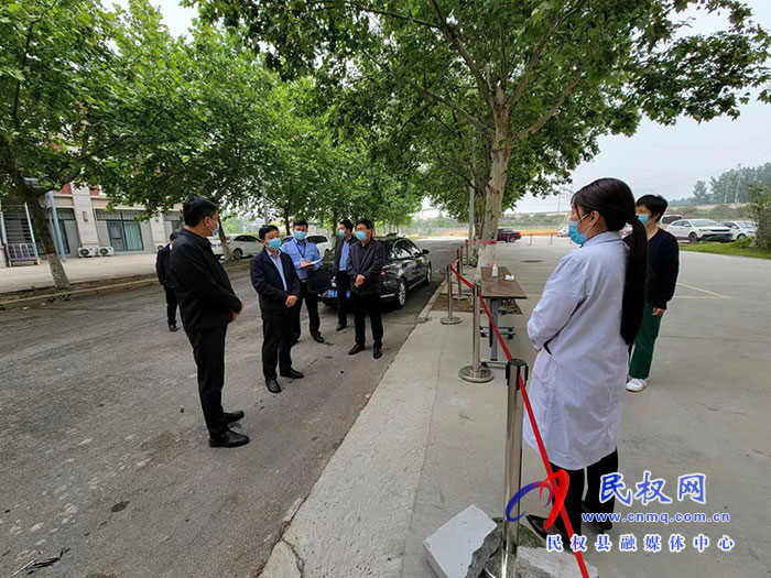 縣委常委、政法委書記陳鴻志督導(dǎo)集中隔離場所疫情防控工作