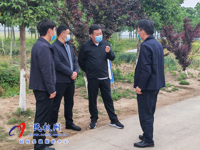 副縣長(zhǎng)李衛(wèi)政到伯黨鄉(xiāng)督導(dǎo)疫情防控工作