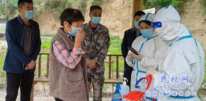 縣領導熊四香、石克林到孫六鎮(zhèn)督導疫情防控工作