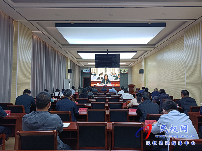 我縣組織收聽收看全國普通高等學(xué)校畢業(yè)生就業(yè)創(chuàng)業(yè)工作電視電話會議