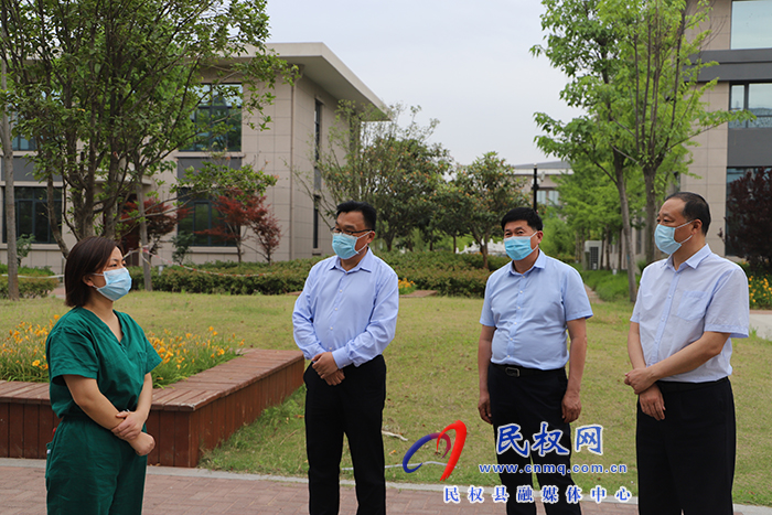 縣委常委、宣傳部長、副縣長畢道喜調(diào)研指導(dǎo)高考準(zhǔn)備工作