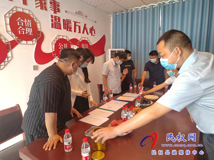 市委督查組一行到我縣督查穩(wěn)經(jīng)濟一攬子政策穩(wěn)就業(yè)工作措施落實情況