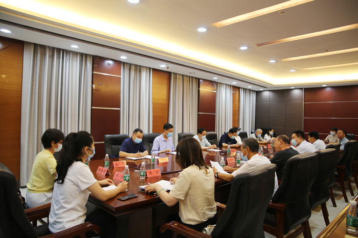 市關(guān)工委主任莊敬山一行到民開展調(diào)研活動