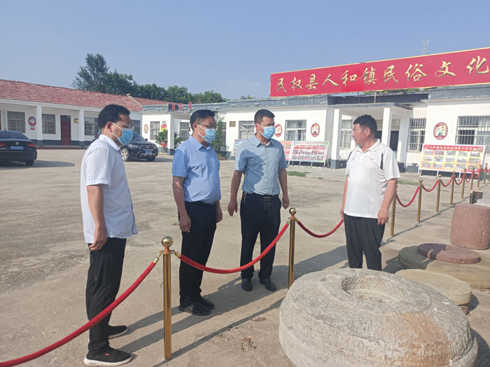 縣委常委、宣傳部長、副縣長畢道喜督導(dǎo)現(xiàn)代公共文化服務(wù)體系建設(shè)工作