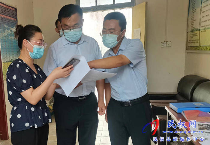 縣委常委、宣傳部長、副縣長畢道喜督查教育系統(tǒng)暑期防溺水工作