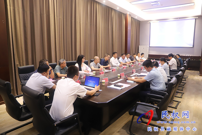企業(yè)家日?qǐng)?bào)社執(zhí)行副社長單恒偉率企業(yè)家到民考察