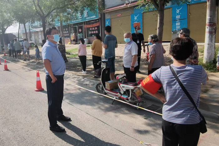 縣領(lǐng)導(dǎo)李君調(diào)研督導(dǎo)疫情防控、信訪維穩(wěn)、土地流出和全民核酸檢測(cè)工作