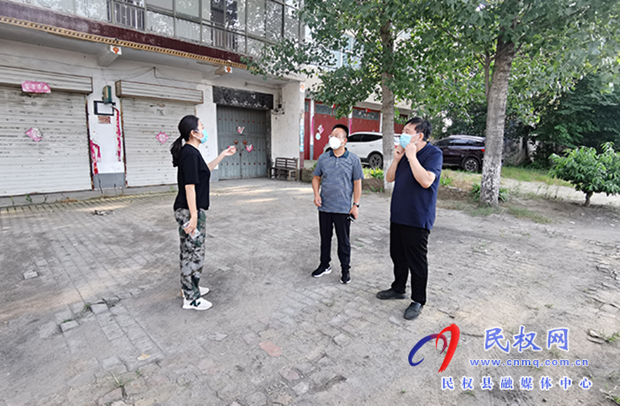 縣領導陳進領到雙塔鎮(zhèn)督導檢查疫情防控工作