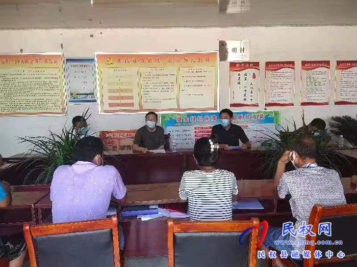 縣領(lǐng)導李國棟到雙塔鎮(zhèn)督導軟弱渙散黨組織整頓工作
