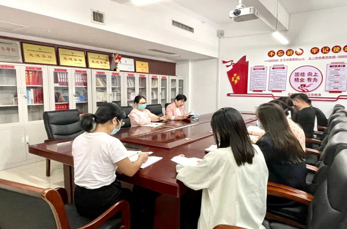 民權(quán)縣部分鄉(xiāng)鎮(zhèn)和縣直單位開展“讀書交流會(huì)”活動(dòng)