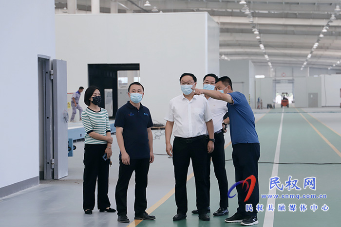 縣領(lǐng)導(dǎo)栗團(tuán)結(jié)到河南興民熱能科技有限公司開展“企業(yè)服務(wù)日”活動(dòng)
